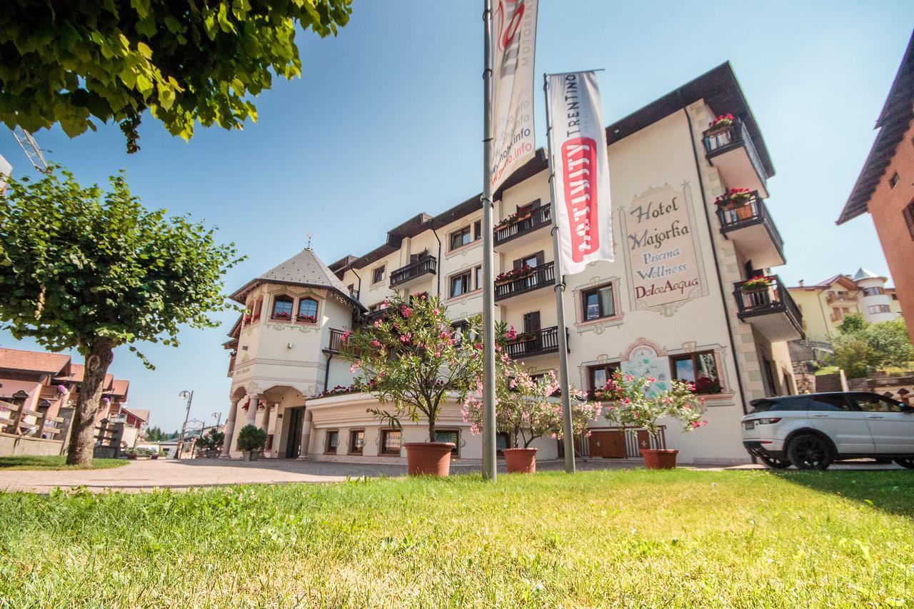 Hotel Majorka Andalo Exterior photo